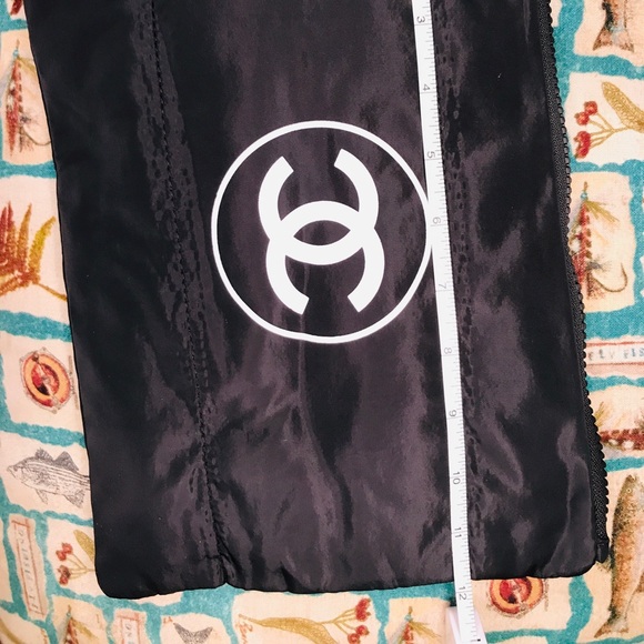 Black Chanel BeautyTravel Cosmetic Bag For Women Large Capacity. - Picture 7 of 10
